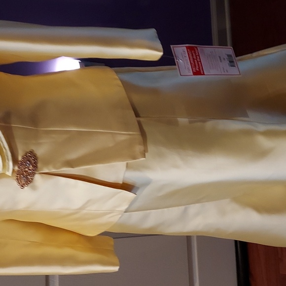 3 PC suit - Picture 3 of 3